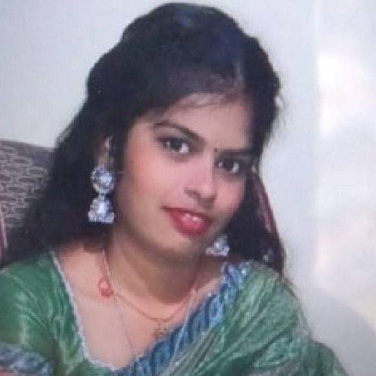 भोपाल में बंद कमरे में मिली महिला की लाश:शादी के एक साल बाद पति से अलग हुई, किराए के कमरे में अकेली रहती थी