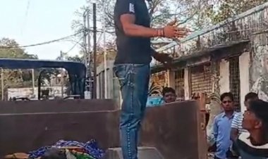 शराब के नशे में किसान ने की आत्महत्या:खेत की कोठी में लगाई फांसी; कमरे का दरवाजा तोड़कर अंदर गए परिजन