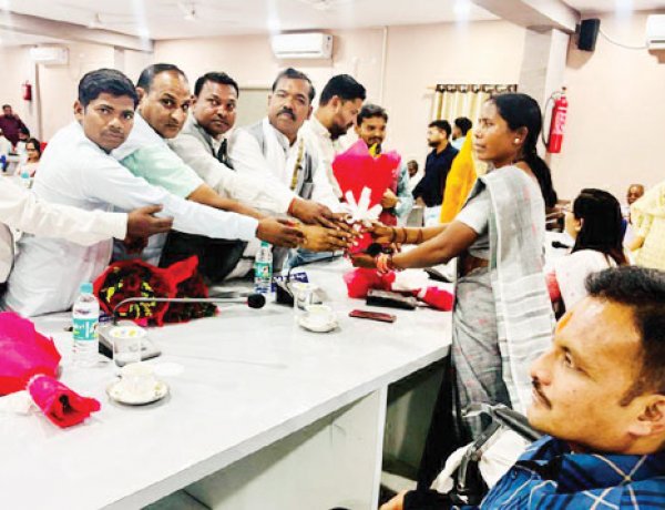 जिला पंचायत में प्रथम सम्मेलन